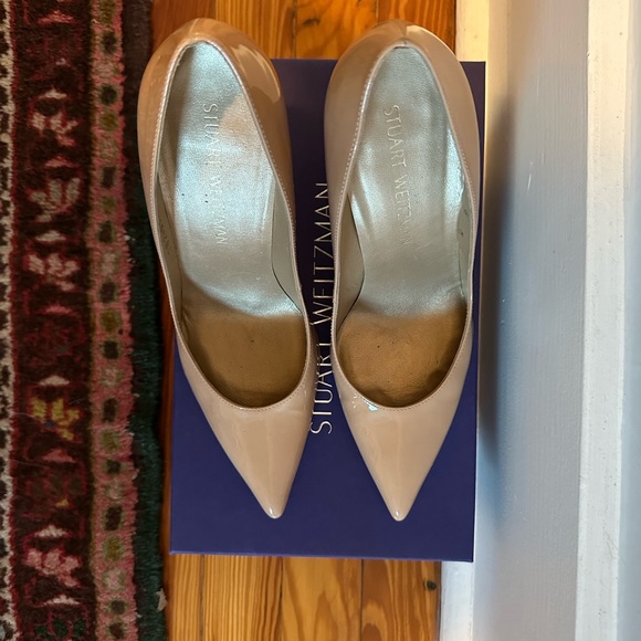 Stuart Weitzman patent leather heels - Picture 5 of 5